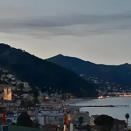 Spectacular Sea View - 3 Minutes Walk From The Sea *