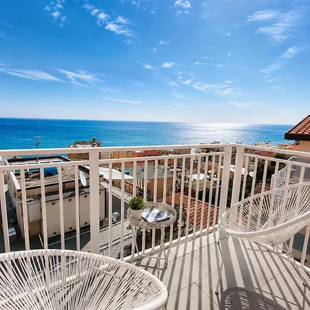Vista Mare E Golfo, Wi-Fi E Aria Condizionata 莱圭利亚