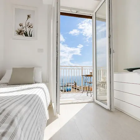 Vista Mare E Golfo, Wi-Fi E Aria Condizionata 度假居 莱圭利亚