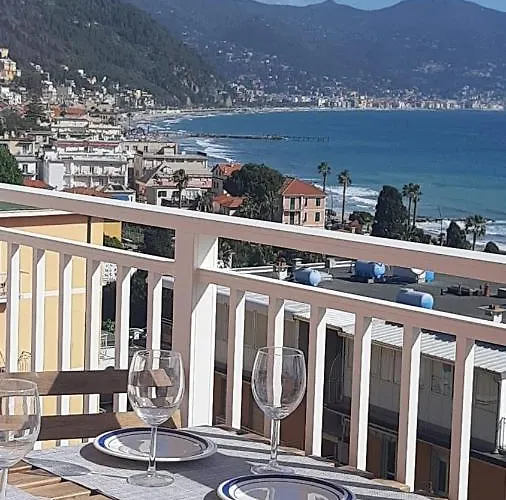 Spectacular Sea View - 3 Minutes Walk From The Sea *