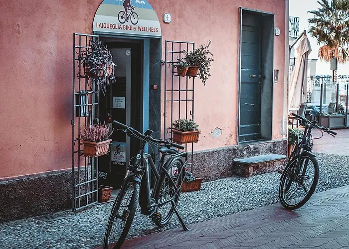 Spectacular Sea View - 3 Minutes Walk From The Sea Vakantiehuis Laigueglia