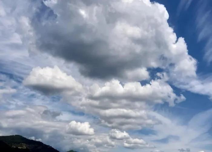 Vakantiehuis Spectacular Sea View - 3 Minutes Walk From The Sea Laigueglia